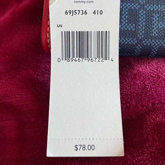 Tommy Hilfiger Wallet - Picture 4 of 4